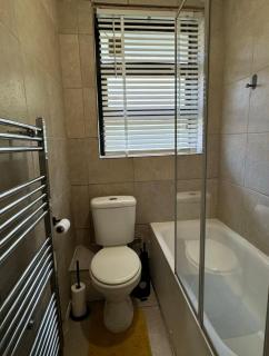 Cosy 2BR Flat Excellent Location - Londra - 5