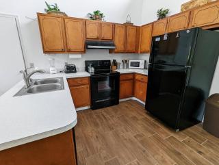 Endless Summer - Pet friendly with screened porch! - Deep Hole - 2