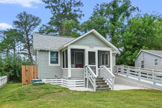 Fisherman's Cottage - Charming cottage close to town! - - 4