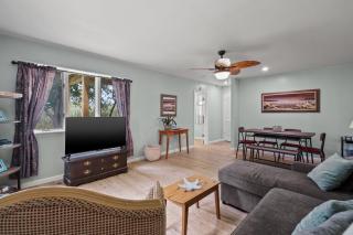 Escape at Deep Hole Hideaway - Pet friendly duplex! - Deep Hole - 4