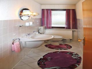 Pleasant holiday home with balcony - Suhl - 1