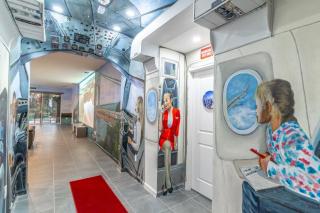 Brand New 15BR Mansion Pool Spa Close to Disney - 4