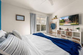 Stylish & Renovated Modern Farmhouse Boutique Apt - Gainesville - 7