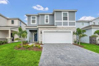 Brand New 7 Bedroom with Pool Spa Themed Close - 8