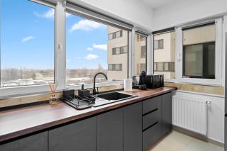 Minimalist Green & Grey Flat - Bucharest - 7