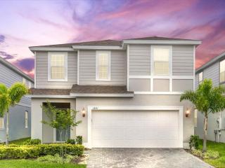 Brand New 7BR Pool Spa Disney Fireworks View - 9