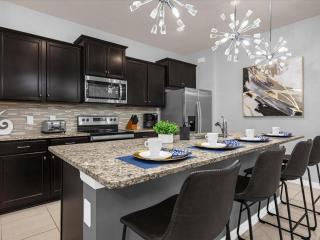 Brand New 7BR Pool Spa Disney Fireworks View - 8