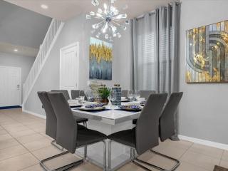 Brand New 7BR Pool Spa Disney Fireworks View - 2