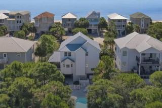 Pet Friendly- St George Island Sleeps 13- Pool - St. George Island - 0