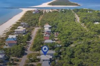 Pet Friendly- St George Island Sleeps 13- Pool - St. George Island - 5