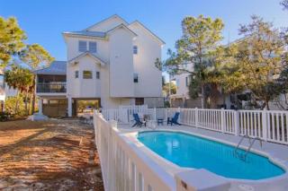 Pet Friendly- St George Island Sleeps 13- Pool - 9