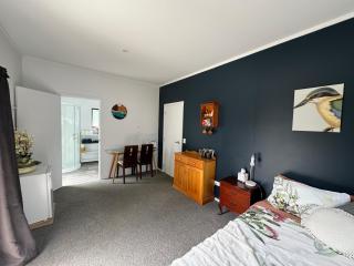 Comfortable Barn Stay on Private Rural Property in Cromwell - 4