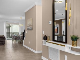 Brand New High End 9BR Villa in Storey Lake Resort - 9