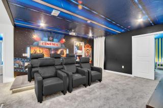 Brand New Luxury 9BR Villa Pool Spa Game Room - 5