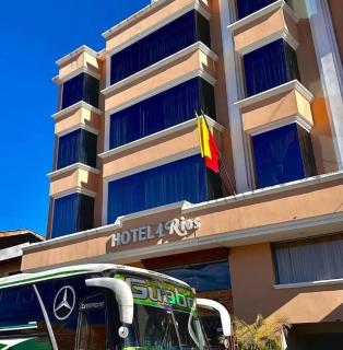 Parking Hotel 4 Rios - Cuenca - 0