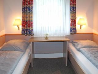 Ferienhaus Nr 133, Kategorie Economy, Feriendorf Hochbergle, Allgäu - Karlsebene - 5