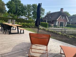 Chalet by Water in Idskenhuizen Recreation Park - Idskenhuizen - 4
