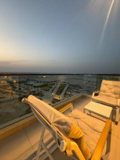 Monthly Only, 1BR Aprt,Beach Access,Garden View - 1