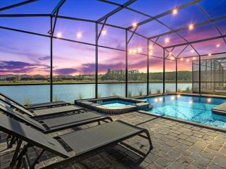 Brand New Storey Lake 9BR Villa Summer Kitchen - 9