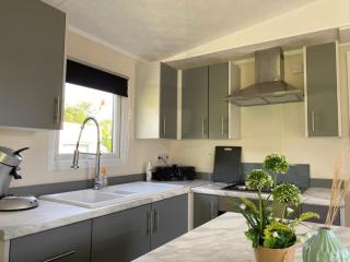 Natur pur, O4 neues Ferienhaus natureingebunden, Familien- und hundefreundlich eingezäunt - Callantsoog - 8