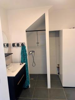 5mn Crolles Chambre au calme parking gratuit - belle cuisine partagée - Froges - 6