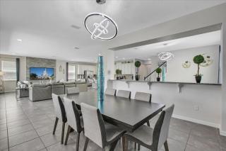 Solara Resort Vacation Home 6BR - 3