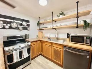 Luxury One-Bedroom Apartment with Ocean View - Hauula - 5