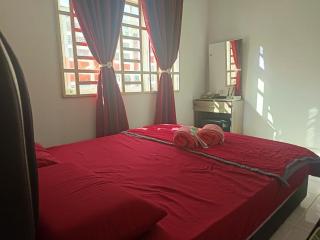 Redhousehomestay - Kota Bharu - 9