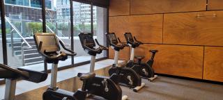 L2007 Apt Pool Gym Sauna - Melbourne - 6