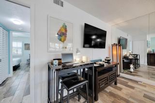 Newly renovated 2 beds 2 baths condo in St Pete Beach - St Pete Beach - 1