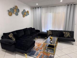 Louzia - North Miami Beach - 0