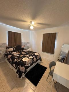 Louzia - North Miami Beach - 2
