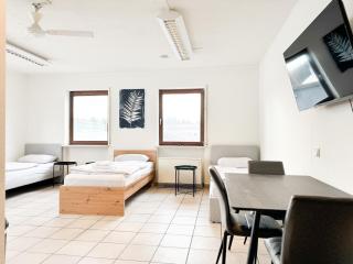 modern living studios Karlsbad - Karlsbad - 6