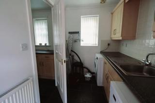 NEC - BHX - HS2 - 4 bed house - 3 bathrooms - Sleeps 8 - Free parking - Birmingham - Travel cot - Pets welcome - 4