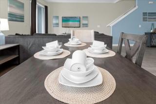 770PB Weekly Stay BR With Pool - 0