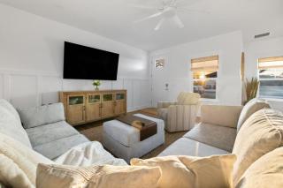 Coastal Inspired, Beachside Heated Pool & Bunkroom - 3