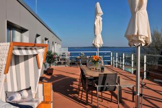 Apartment 37 "Sonnendeck", Blickrichtung von der Terrasse auf das Offenes Meer, Strand, Innenstadt - Eckernförde - 9