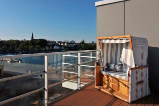 Apartment 37 "Sonnendeck", Blickrichtung von der Terrasse auf das Offenes Meer, Strand, Innenstadt - Eckernförde - 7