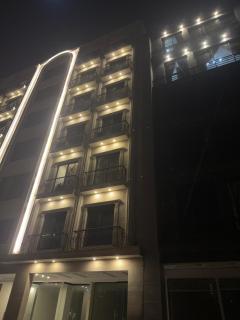 Fiora Hotel Apartments - Lahore - 7