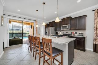 Luxury Villa, Clubhouse, Pool, 15 mins from Disney - 5