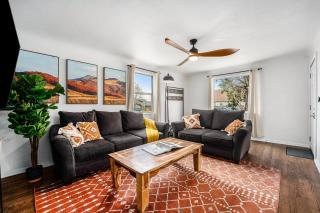 The Coloradical Crashpad! W Fire Pit & Hot Tub - 7