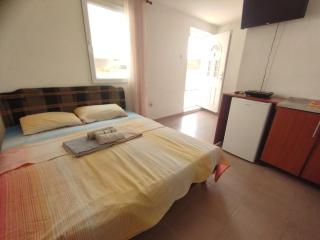 Apartments Sošić - Sutomore - 6
