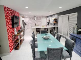 Spacious Retreat with Pool - 15 min to Downtown - Savannah - 5