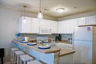 Lakefront Condo with breathtaking view! - Lake Ozark - 4