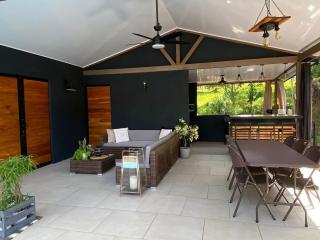 Alojamiento con piscina - Aguas Zarcas - 3