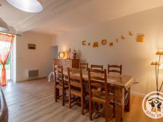 Gîte Camomille à la campagne, proche du Puy du Fou - FR-1-622-99 - 4