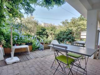 Appartement pour 4 pers avec WIFI, proche marché - FR-1-475-197 - Saintes-Maries-de-la-Mer - 1