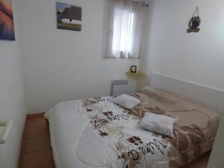 Appartement pour 4 avec piscine et parking aux Saintes-Maries-de-la-Mer - FR-1-475-201 - Saintes-Maries-de-la-Mer - 2