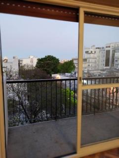 Depto cerca de hospital garraham, britanico - 0