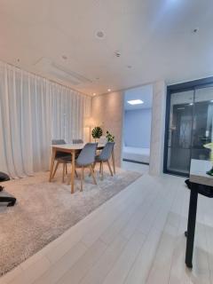 서울여행 잠실 롯데월드 kspodome 가족숙소 아산병원 srt 코엑스 성수 강남 동대문 - 2